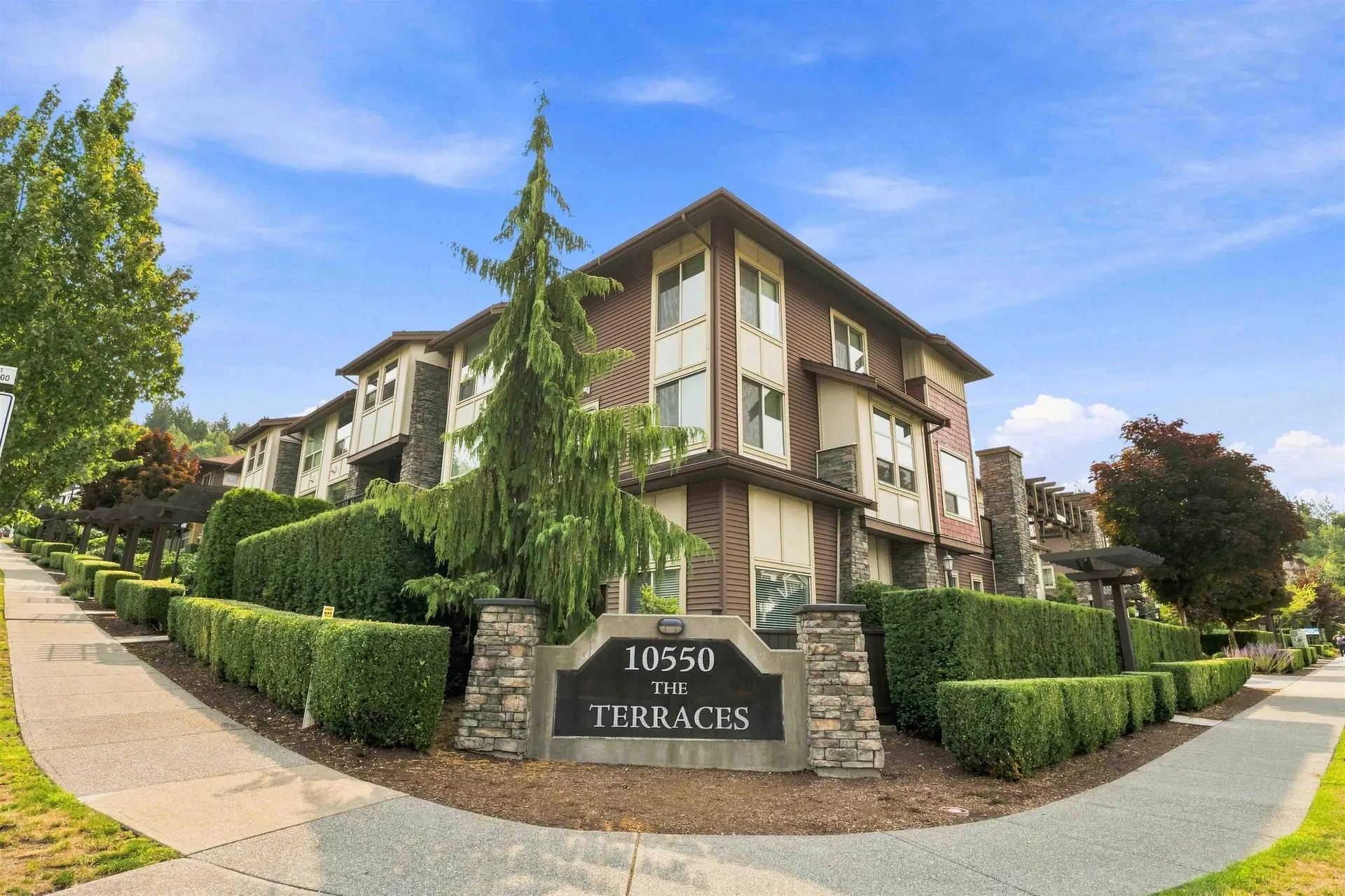 Photo 2 of 40 at #3 – 10550 248 Street