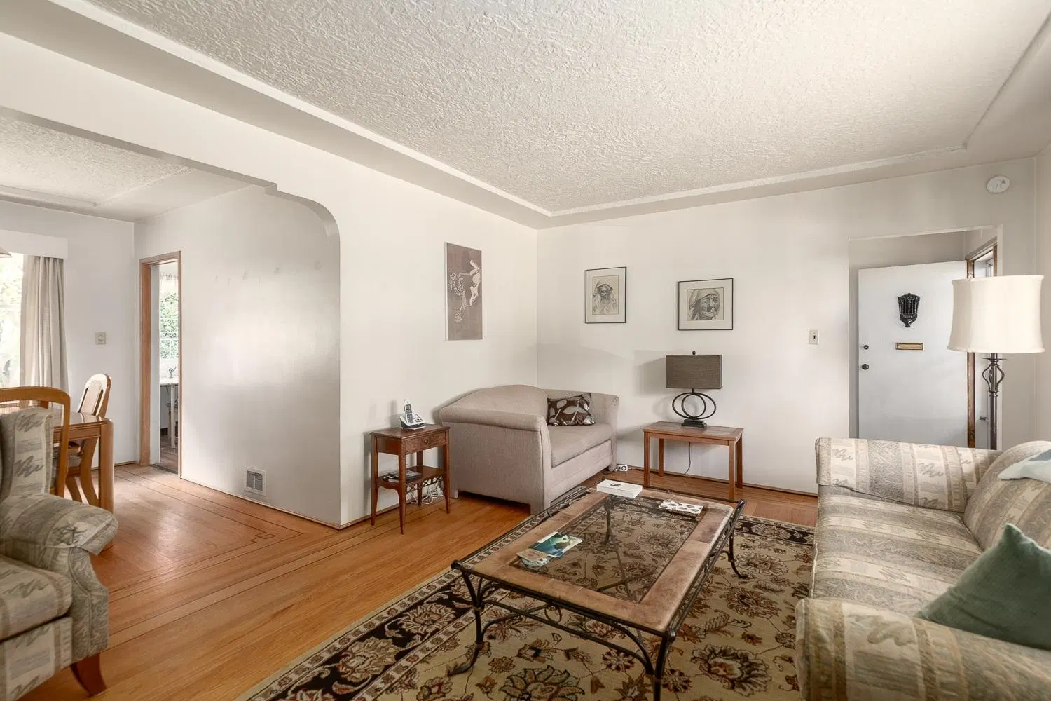 Photo 5 of 16 at 7759 14th Avenue
