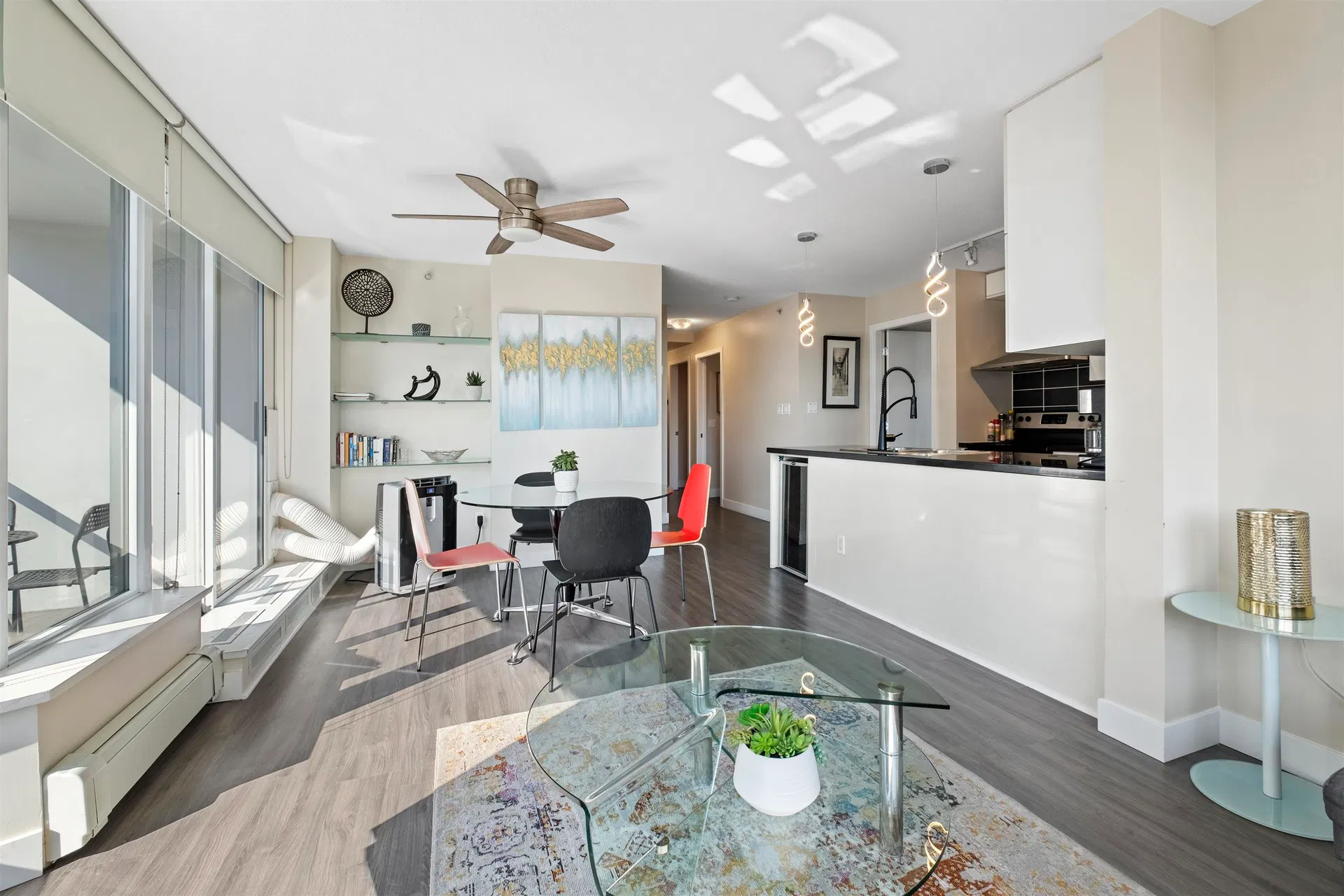 Photo 3 of 22 at #305 – 689 Abbott Street