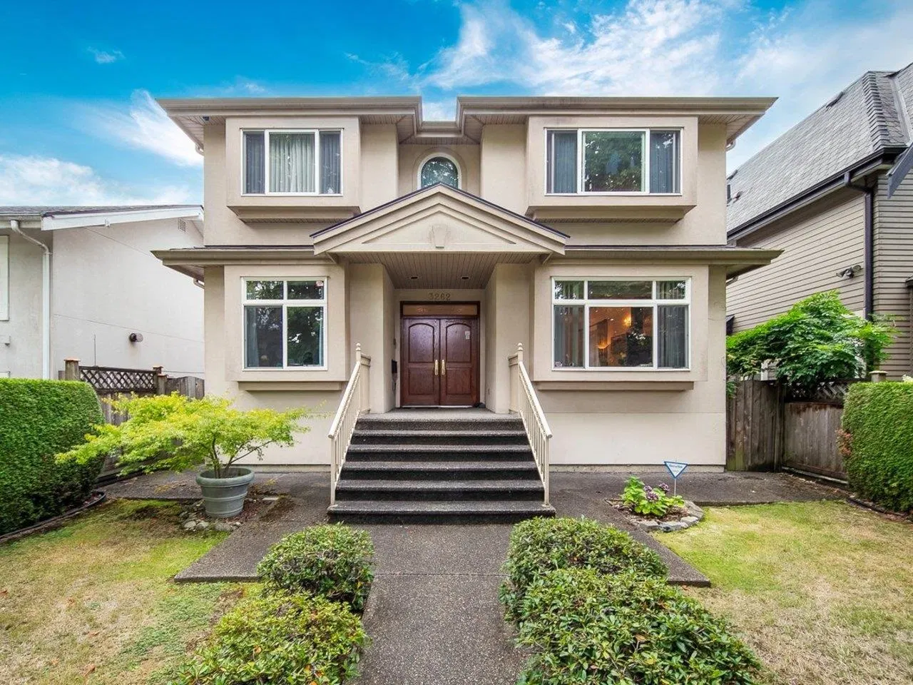 Photo 1 of 40 at 3262 W 12th Avenue