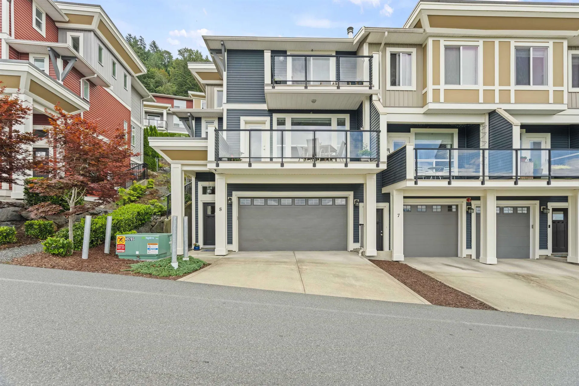 #8 – 6026 Lindeman Street