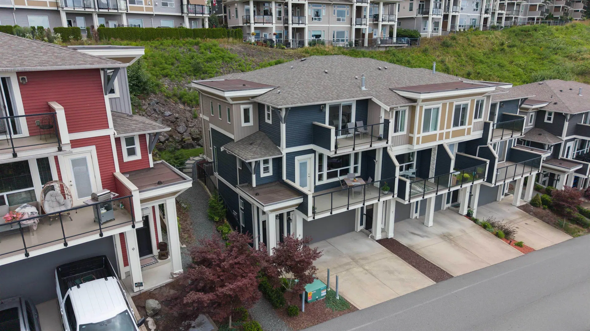 Photo 2 of 39 at #8 – 6026 Lindeman Street