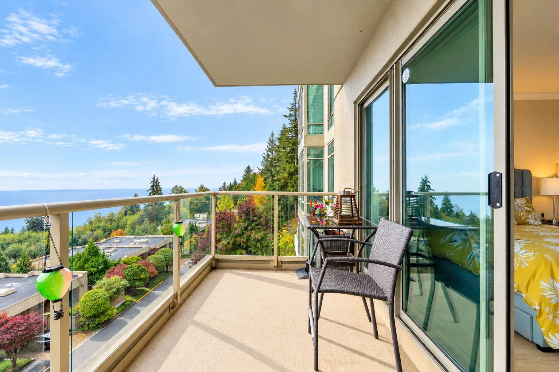 #402 – 3131 Deer Ridge Drive