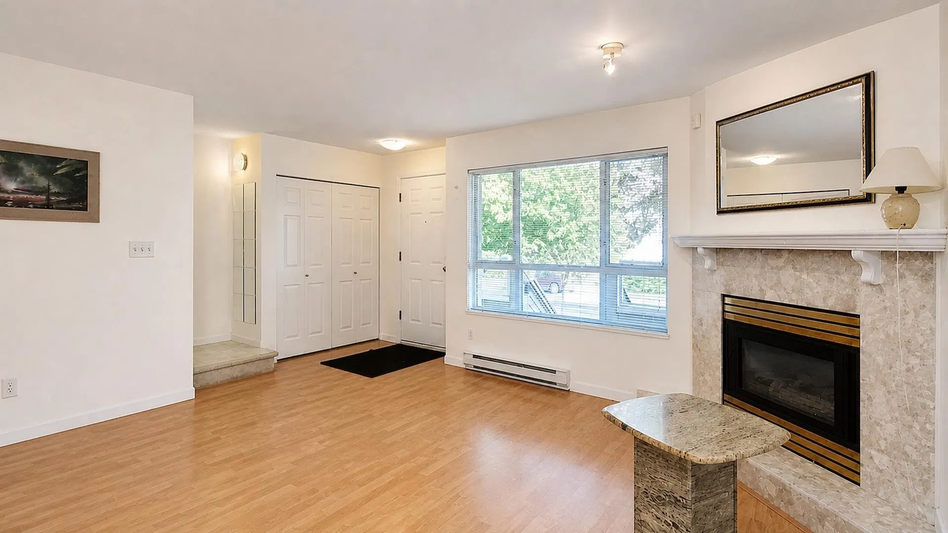 Photo 3 of 20 at #203 – 3938 Albert Street