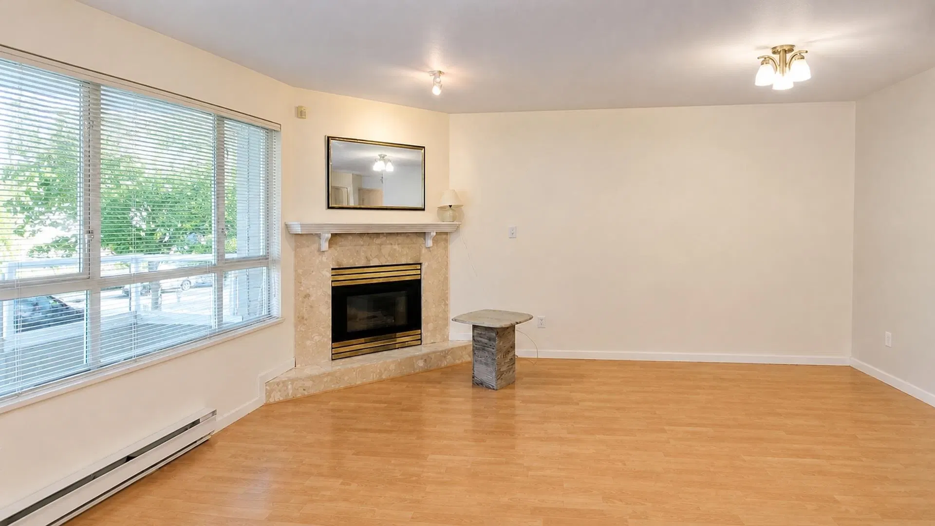 Photo 5 of 20 at #203 – 3938 Albert Street