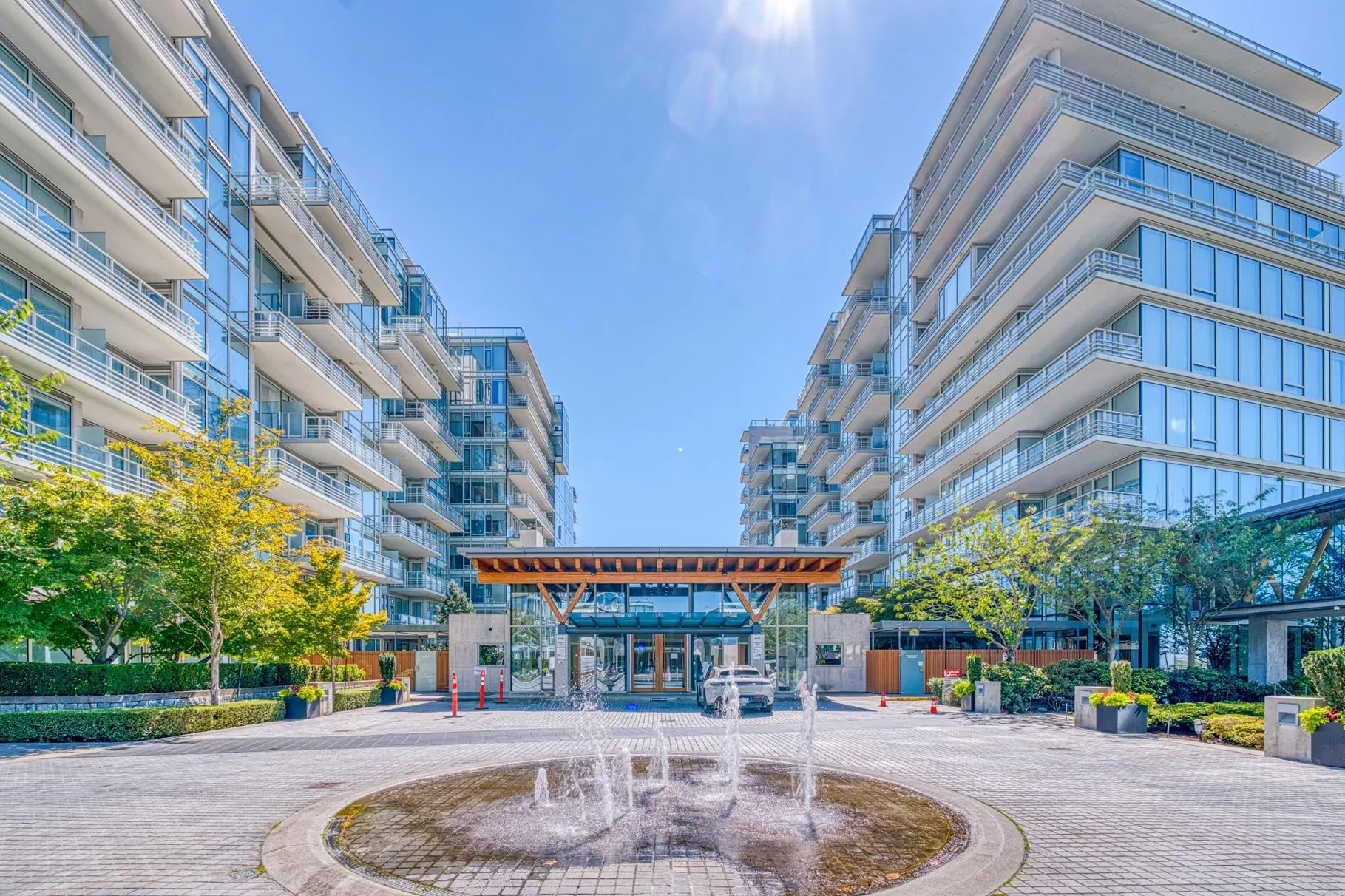 #305 – 5177 Brighouse Way