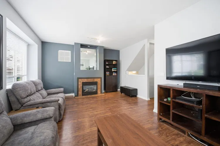 Photo 5 of 40 at #5 – 20582 67 Avenue