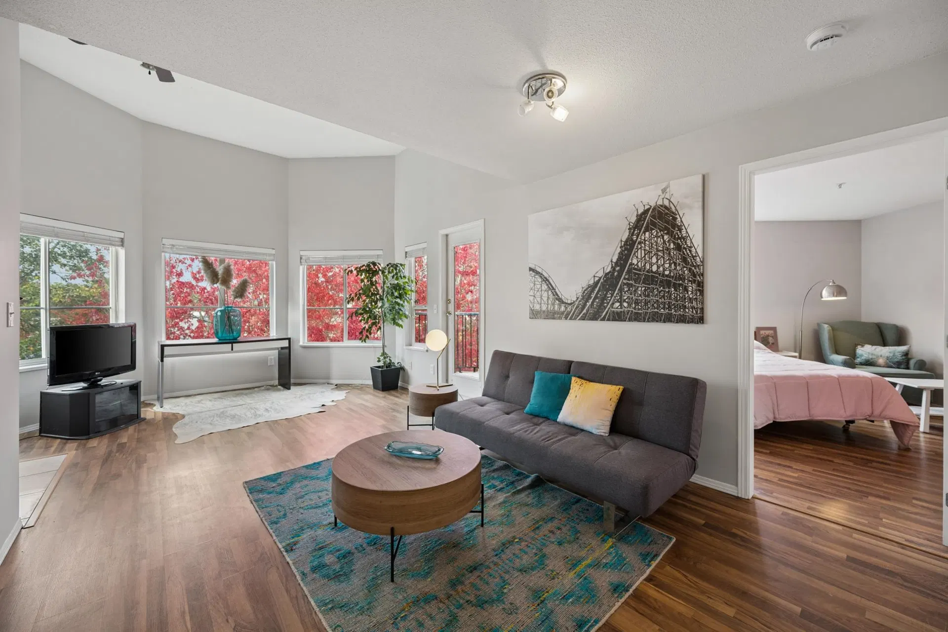Photo 3 of 34 at #406 – 5765 Glover Road