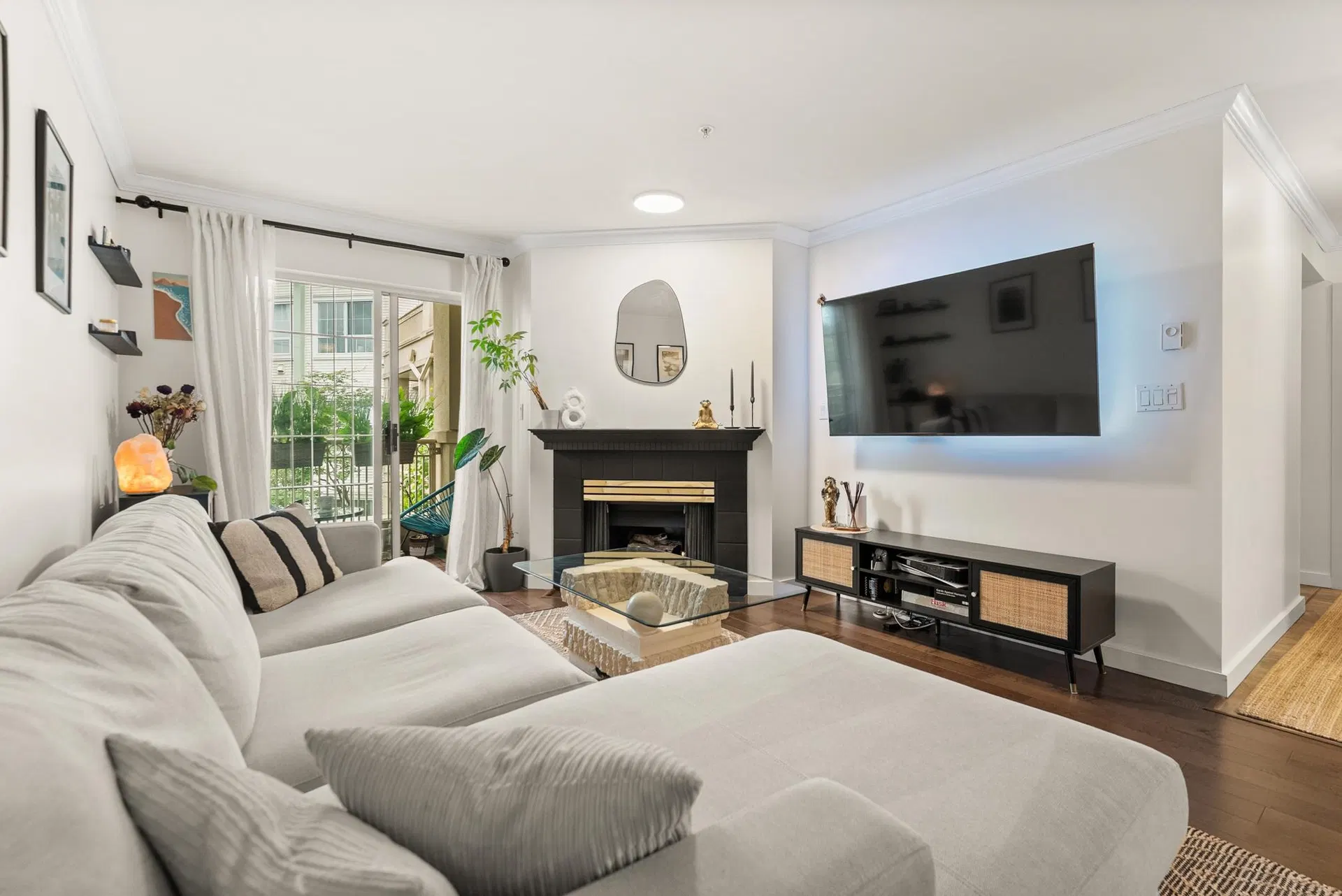 Photo 5 of 36 at #323 – 15268 105 Avenue