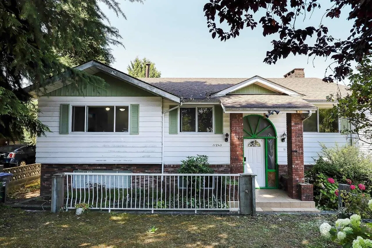 Photo 1 of 37 at 11243 136 Street