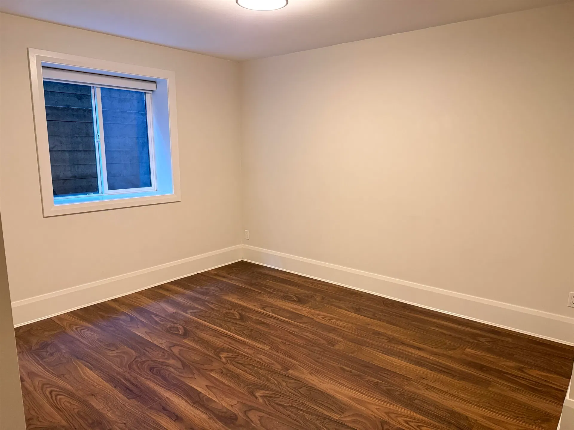 Photo 5 of 8 at B – 2937 Edgemont Boulevard