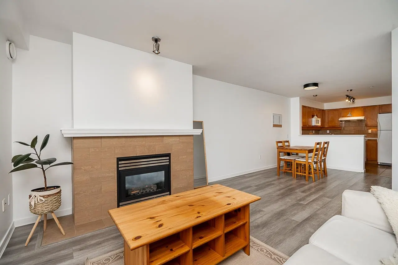 Photo 2 of 24 at #306 – 3580 W 41st Avenue
