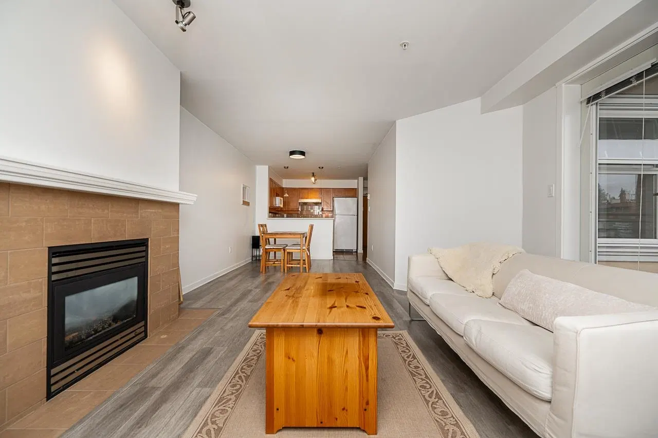 Photo 3 of 24 at #306 – 3580 W 41st Avenue