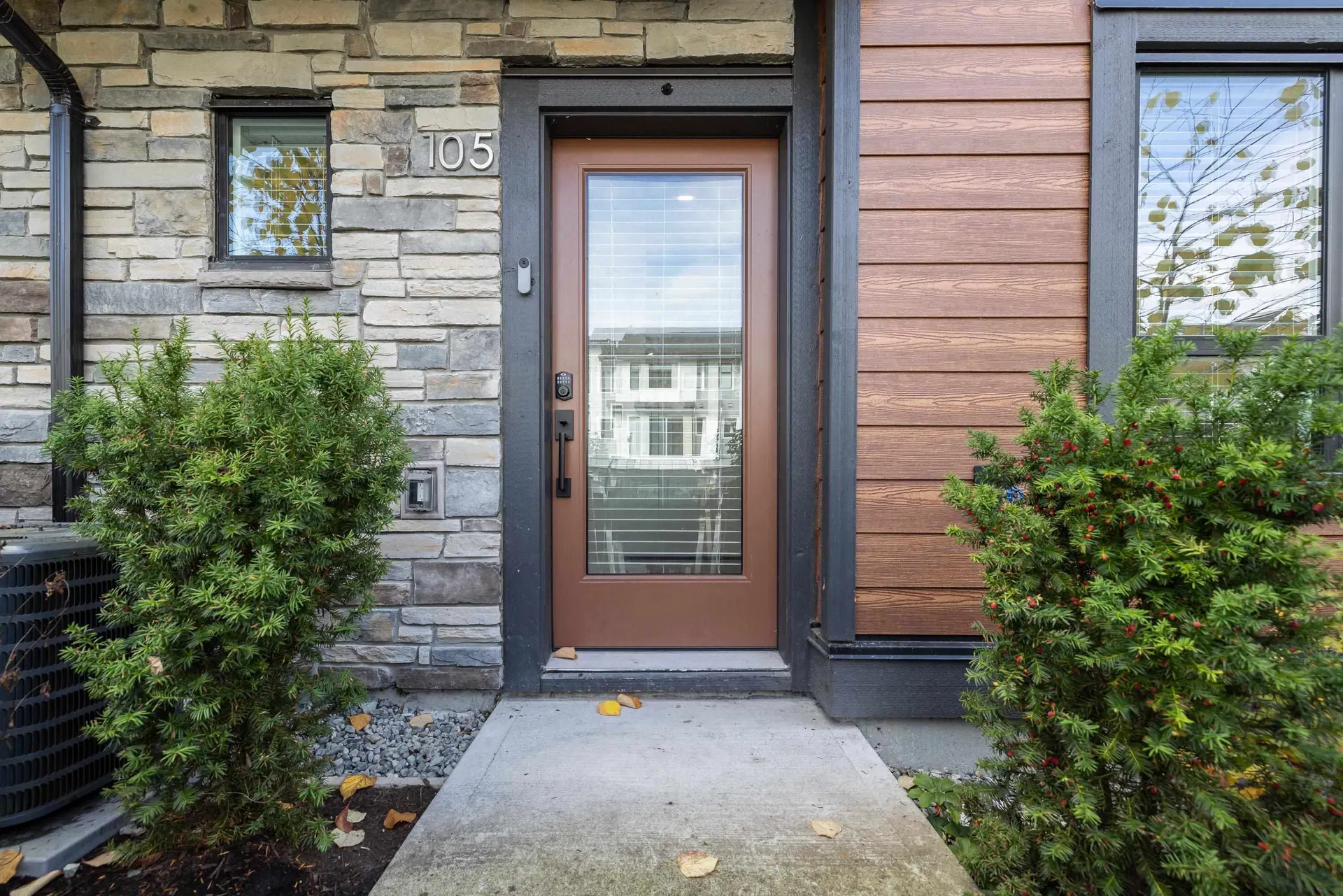 Photo 3 of 39 at #105 – 20150 81 Avenue