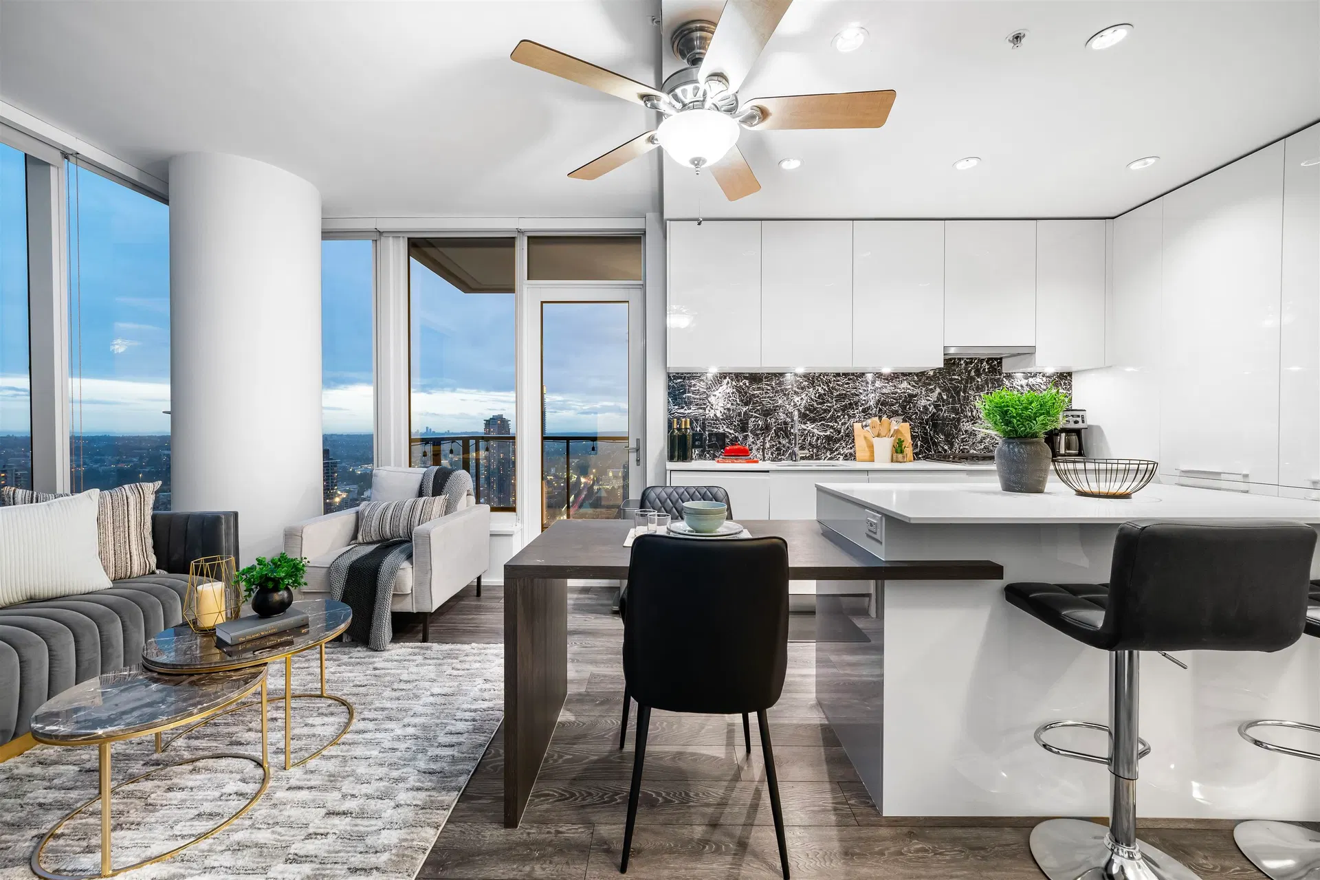 #4207 – 4510 Halifax Way