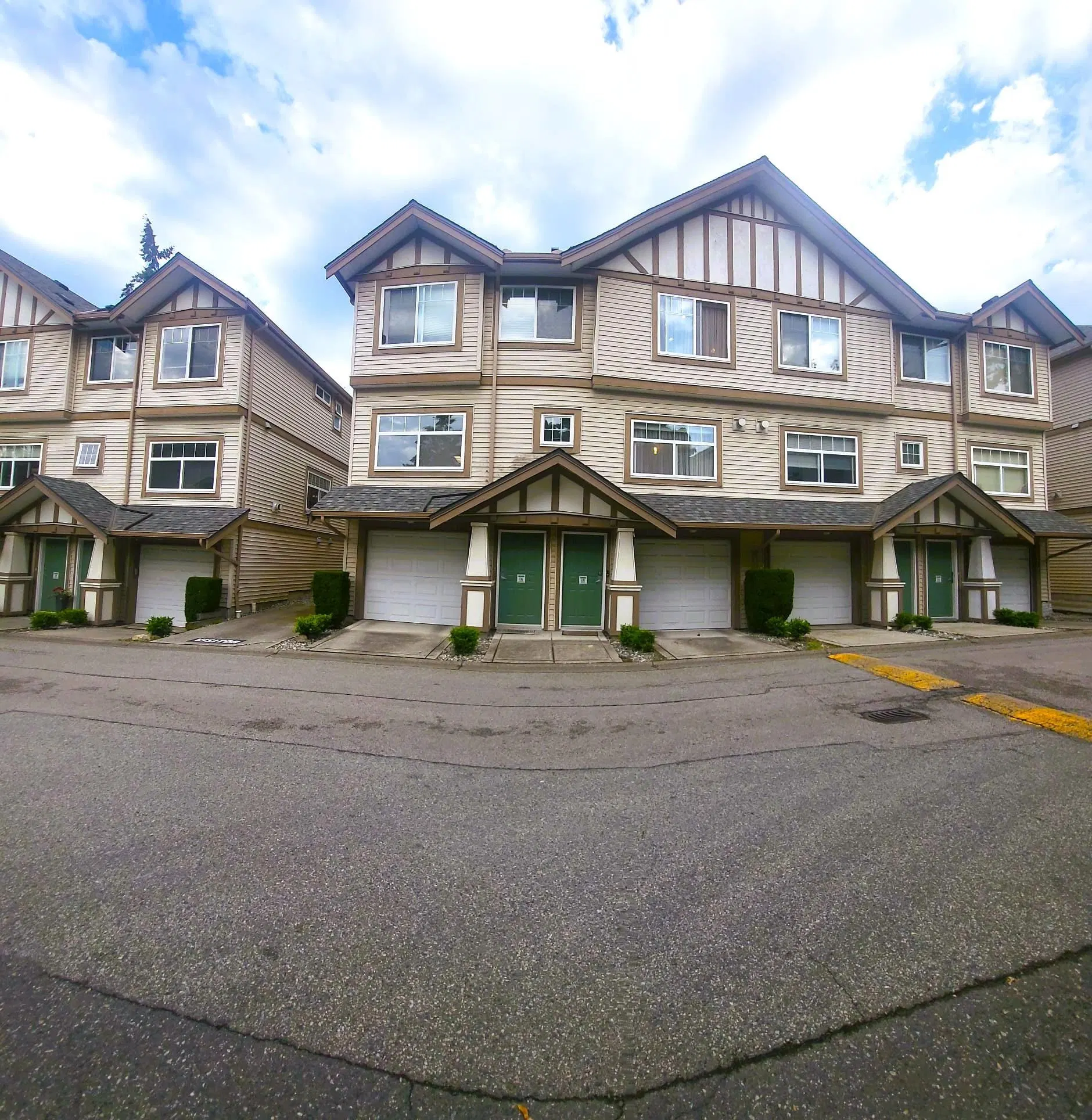 Photo 3 of 20 at #15 – 2678 King George Boulevard