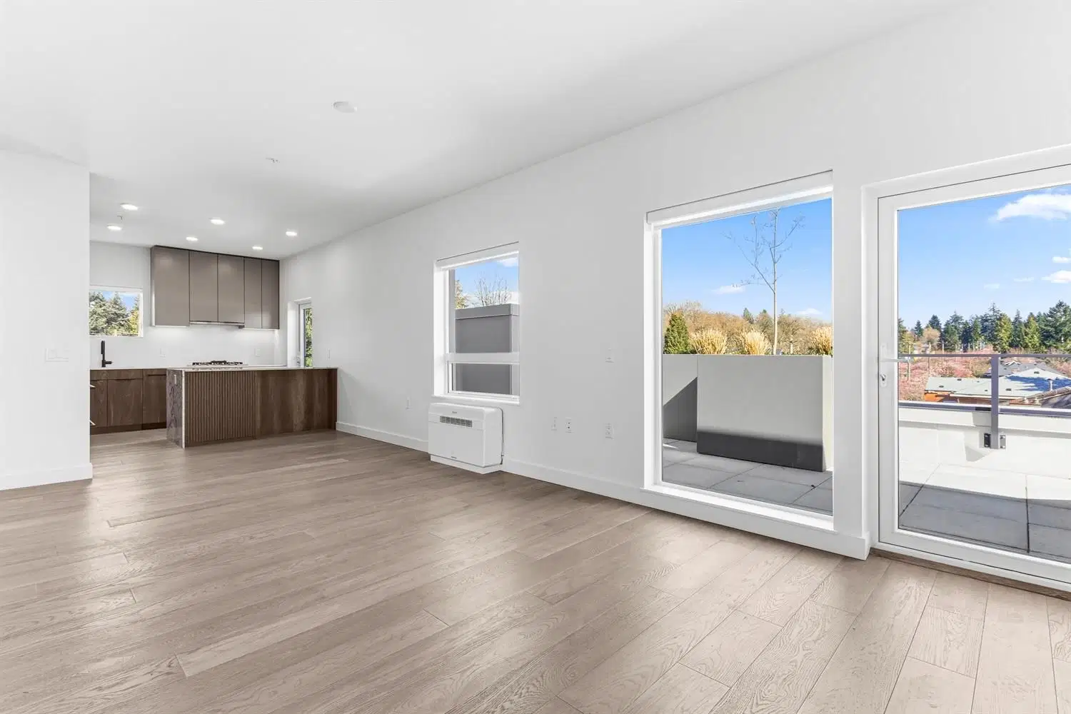 #302 – 3590 39th Avenue