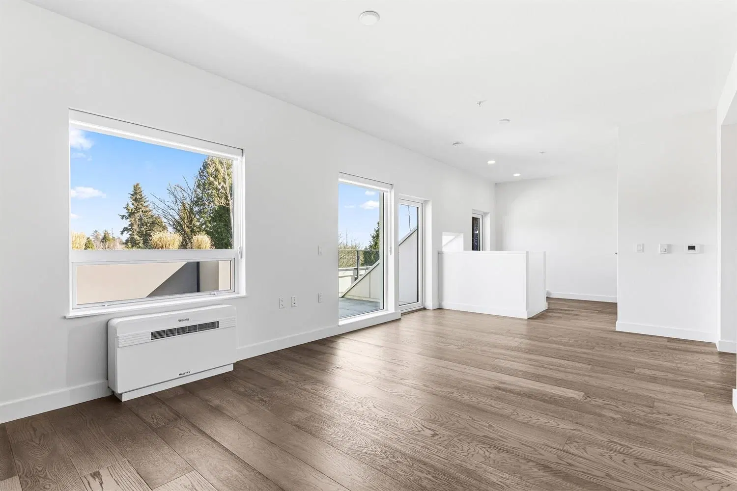 Photo 3 of 25 at #302 – 3590 W 39th Avenue