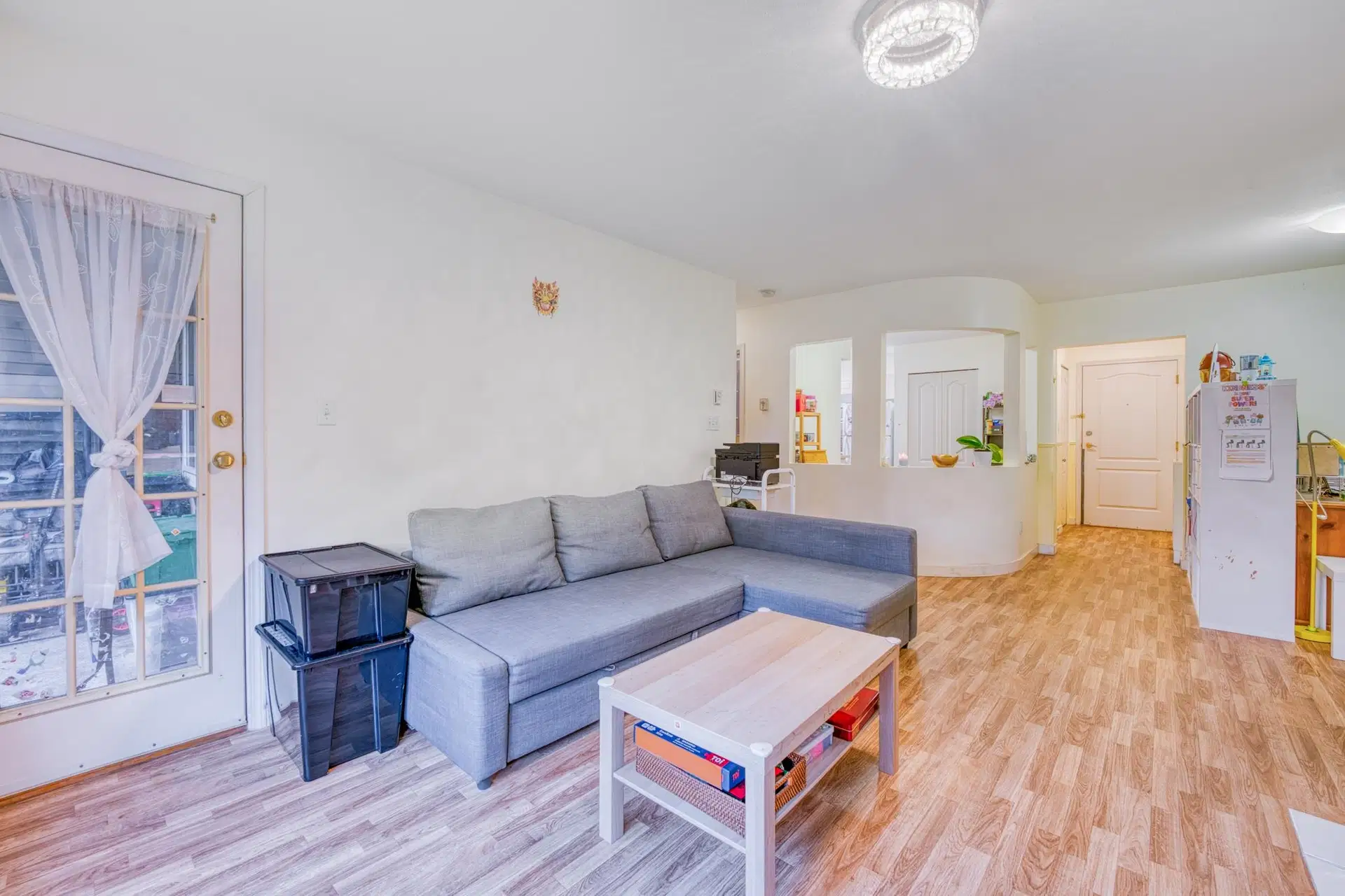 #207 – 3738 Norfolk Street