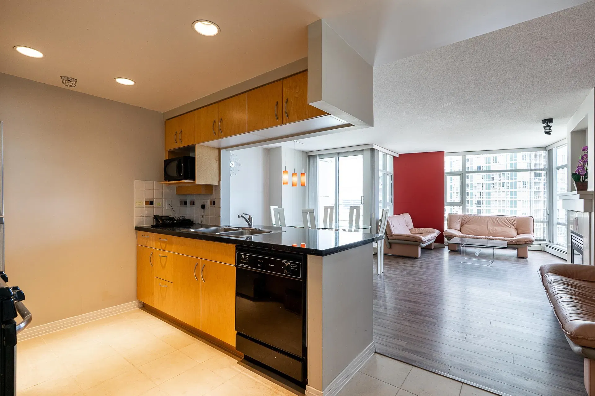 Photo 3 of 27 at #2303 – 1199 Marinaside Crescent