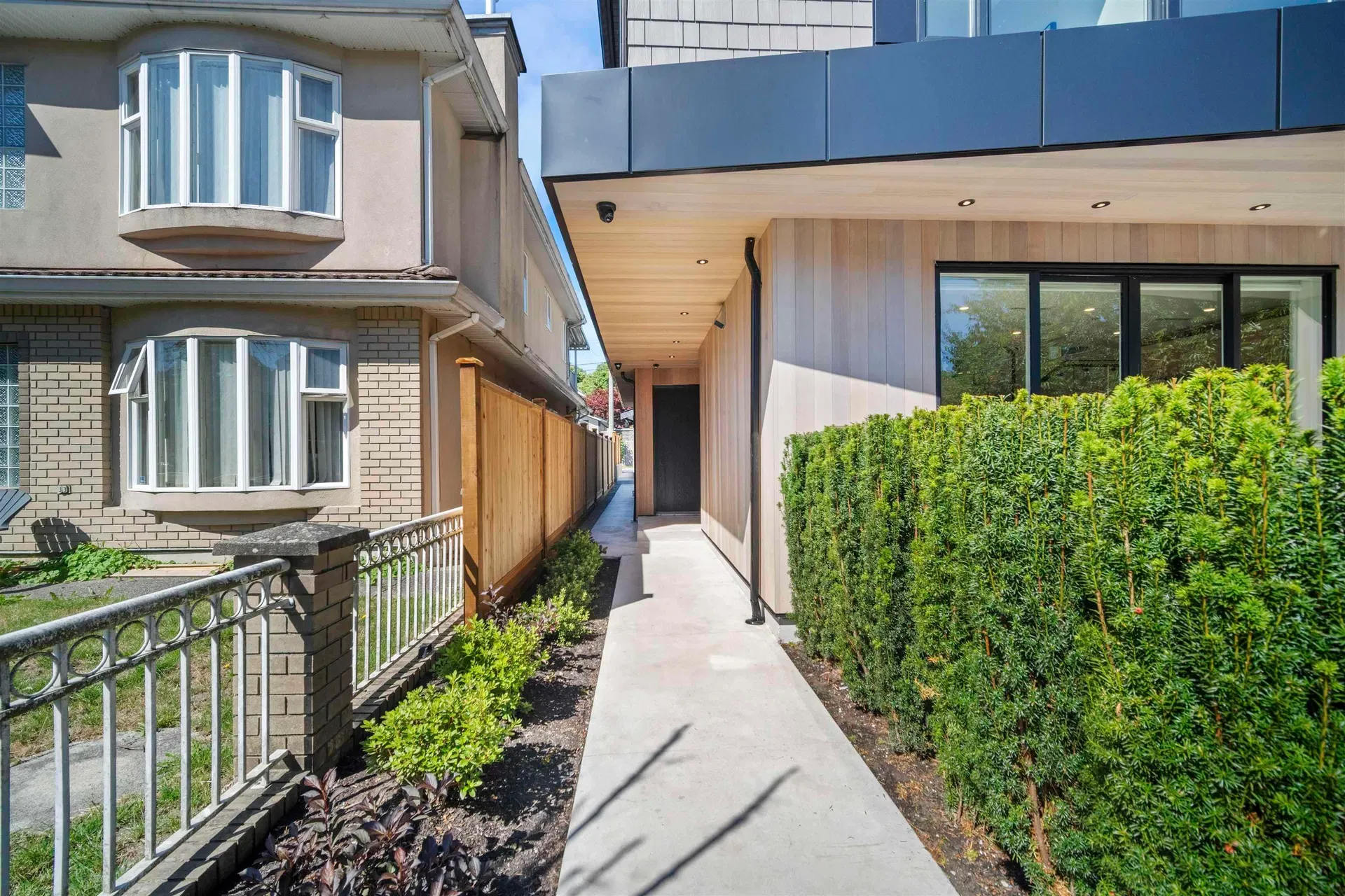 Photo 2 of 20 at #2 – 5033 Prince Albert Street