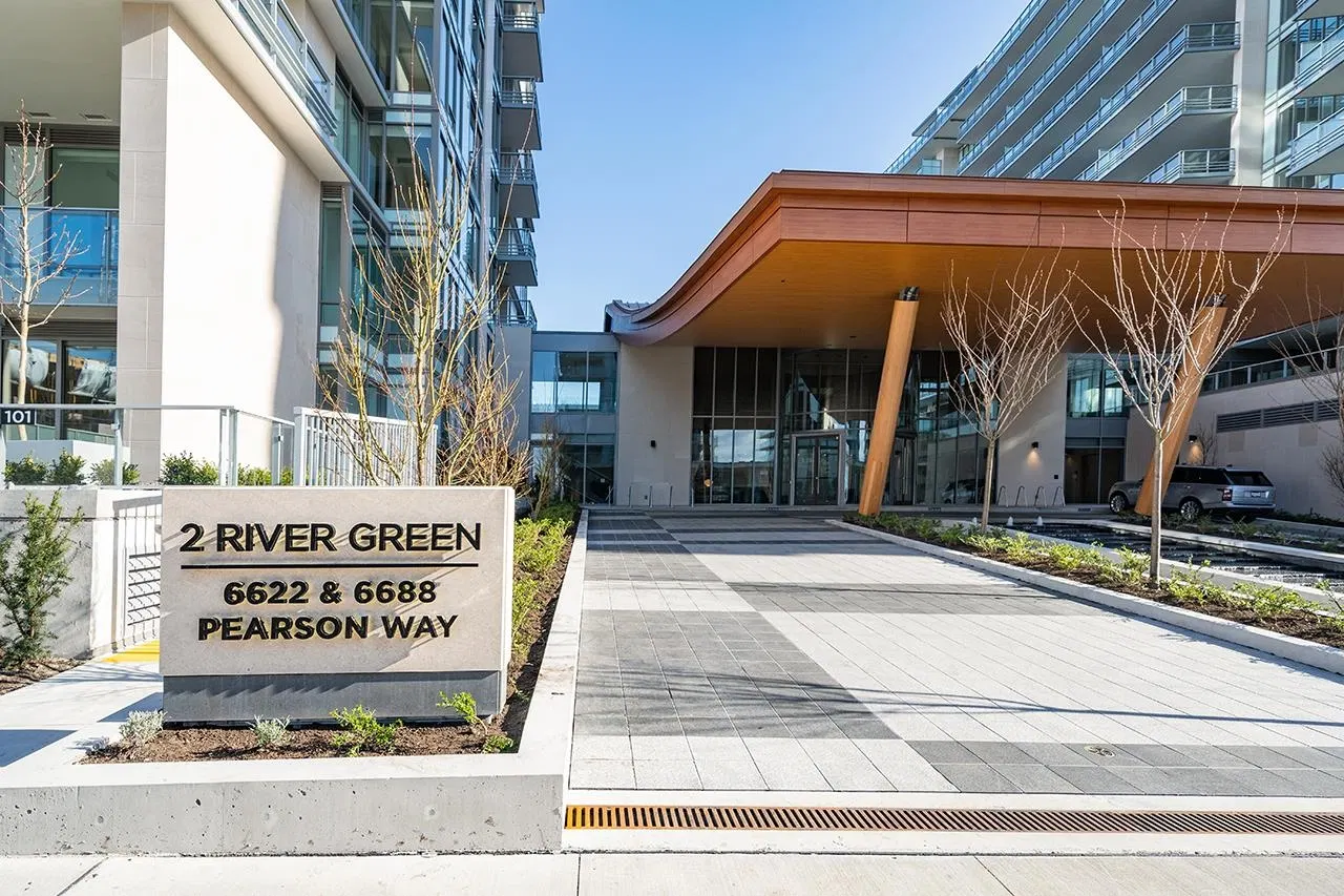 #103 – 6688 Pearson Way
