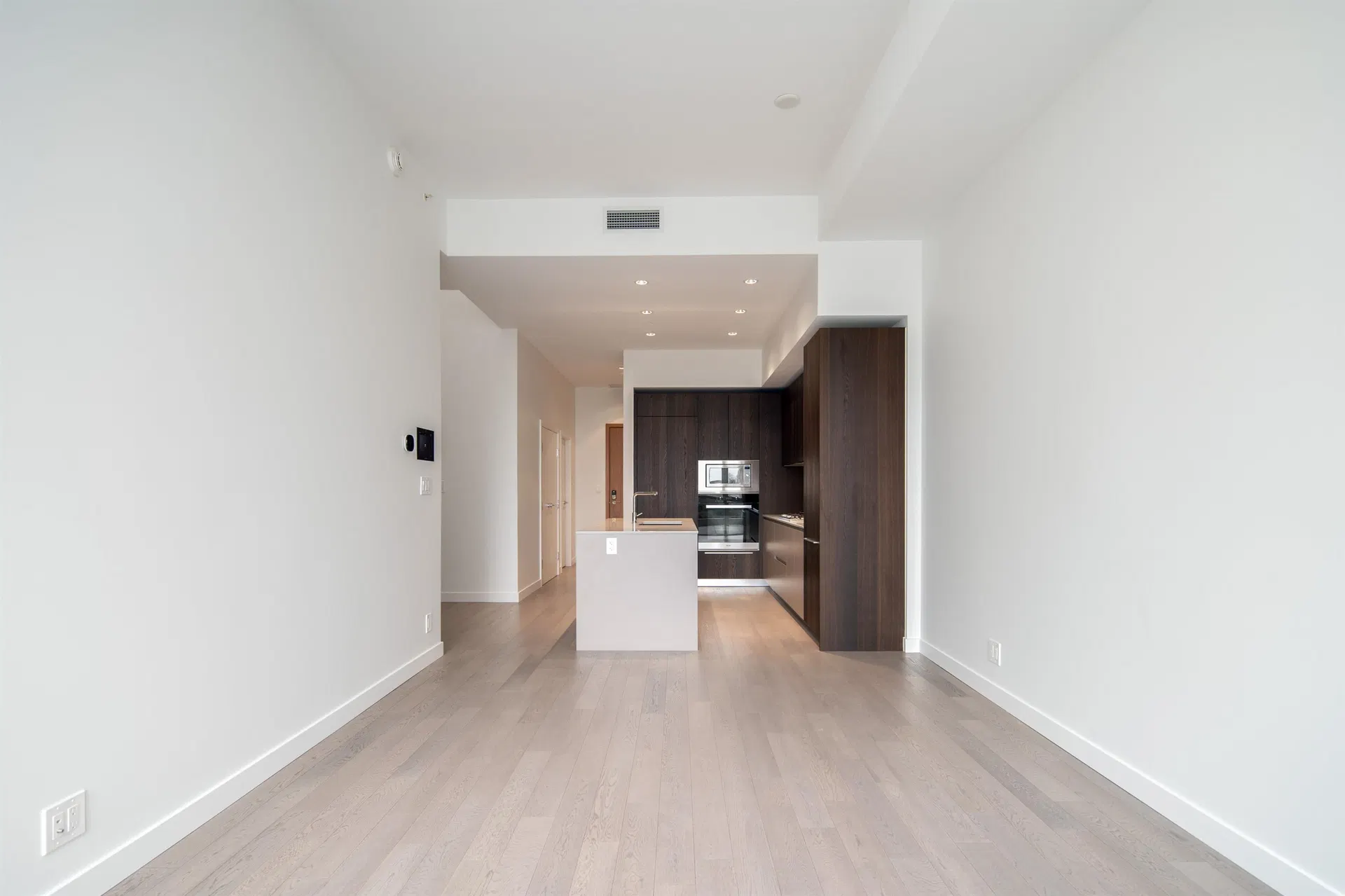 Photo 5 of 32 at #103 – 6688 Pearson Way