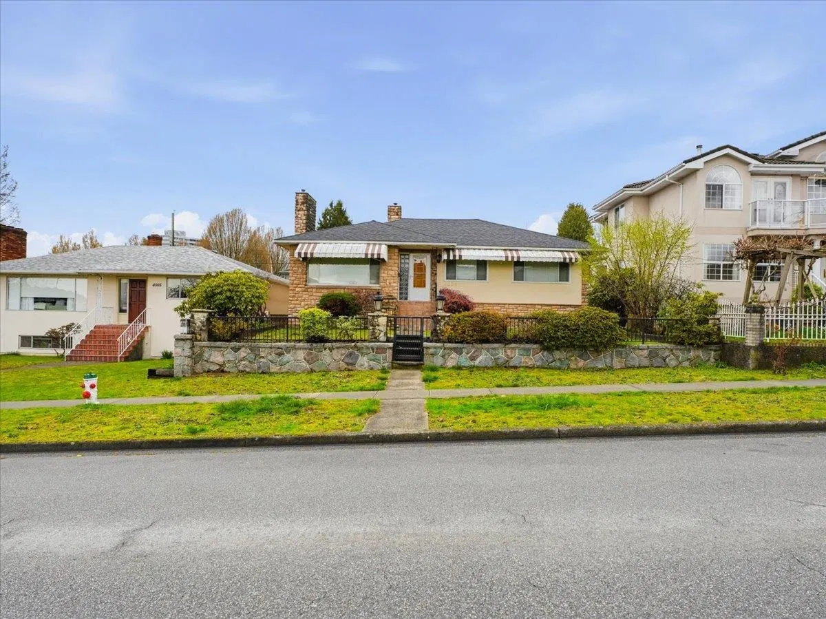 Photo 1 of 19 at 4009 Union Street