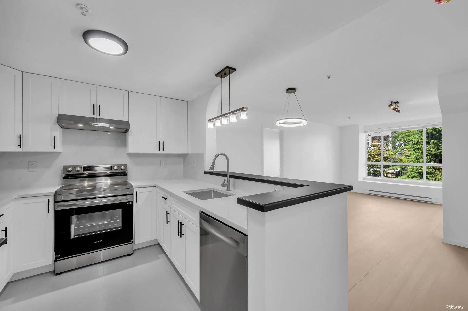 Photo 2 of 27 at #306 – 6833 Village Grn