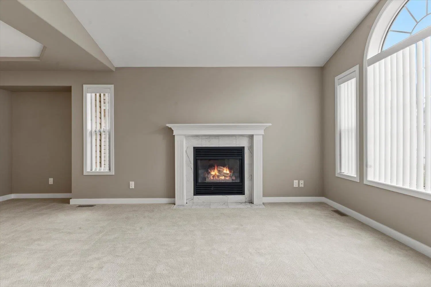 Photo 5 of 37 at #11 – 6336 Tyson Road