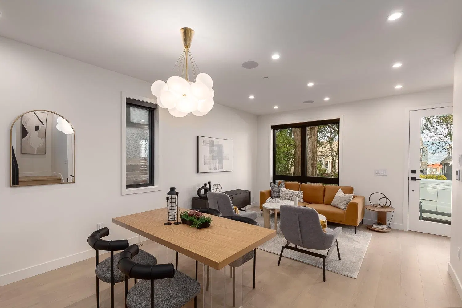 Photo 5 of 31 at #1 – 3858 W 13th Avenue