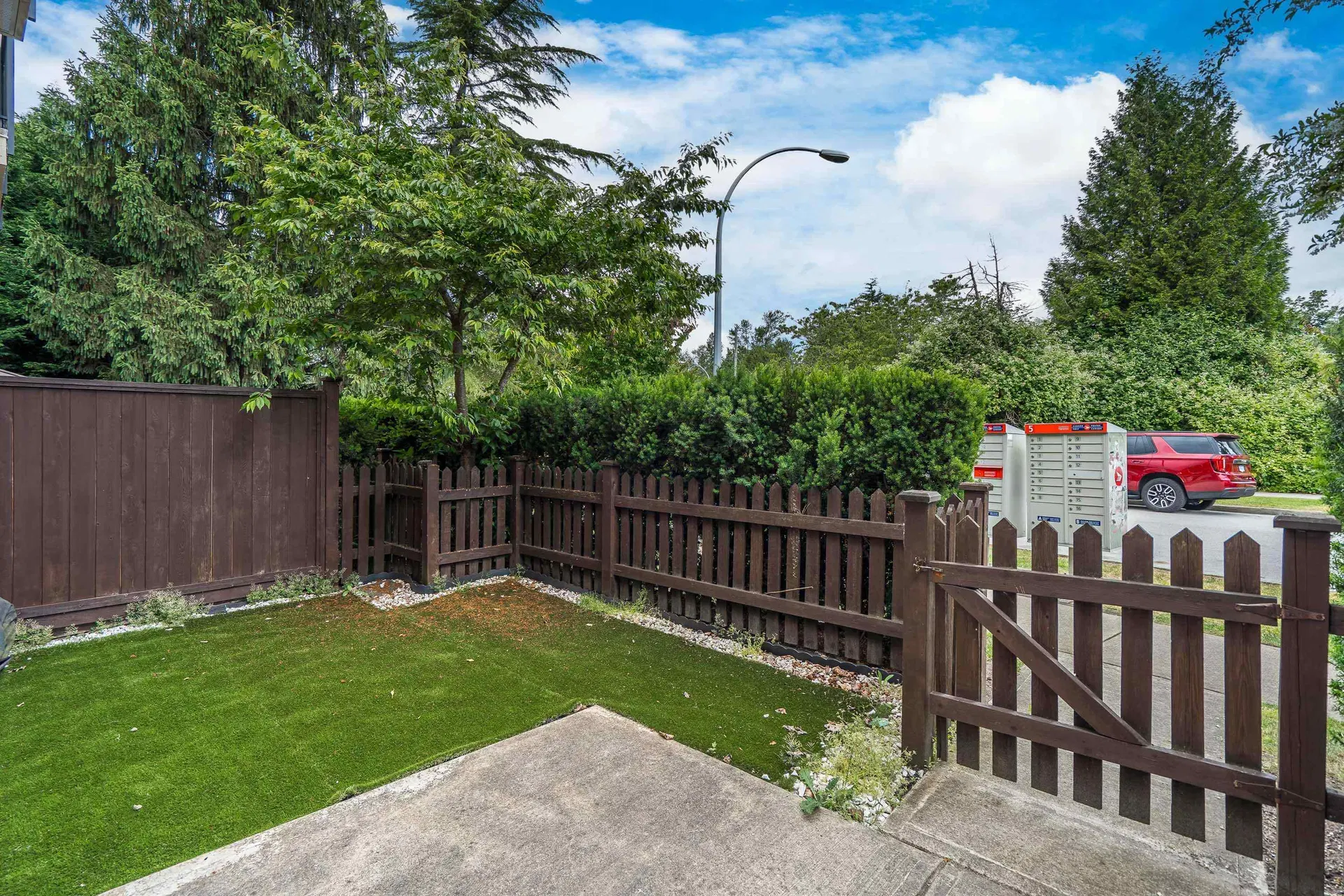 Photo 4 of 30 at #14 – 6945 185 Street