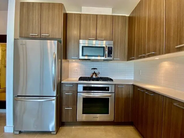 Photo 4 of 27 at #2701 – 2955 Atlantic Avenue