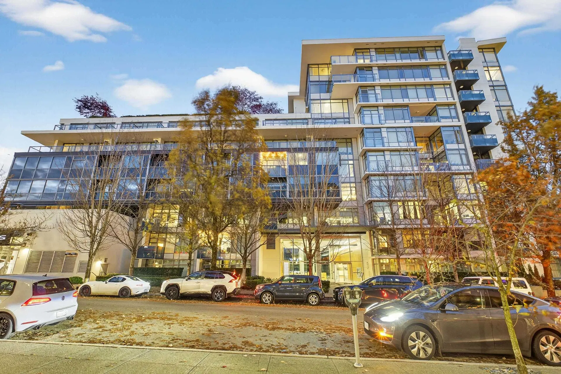 Photo 1 of 18 at #210 – 1777 W 7th Avenue