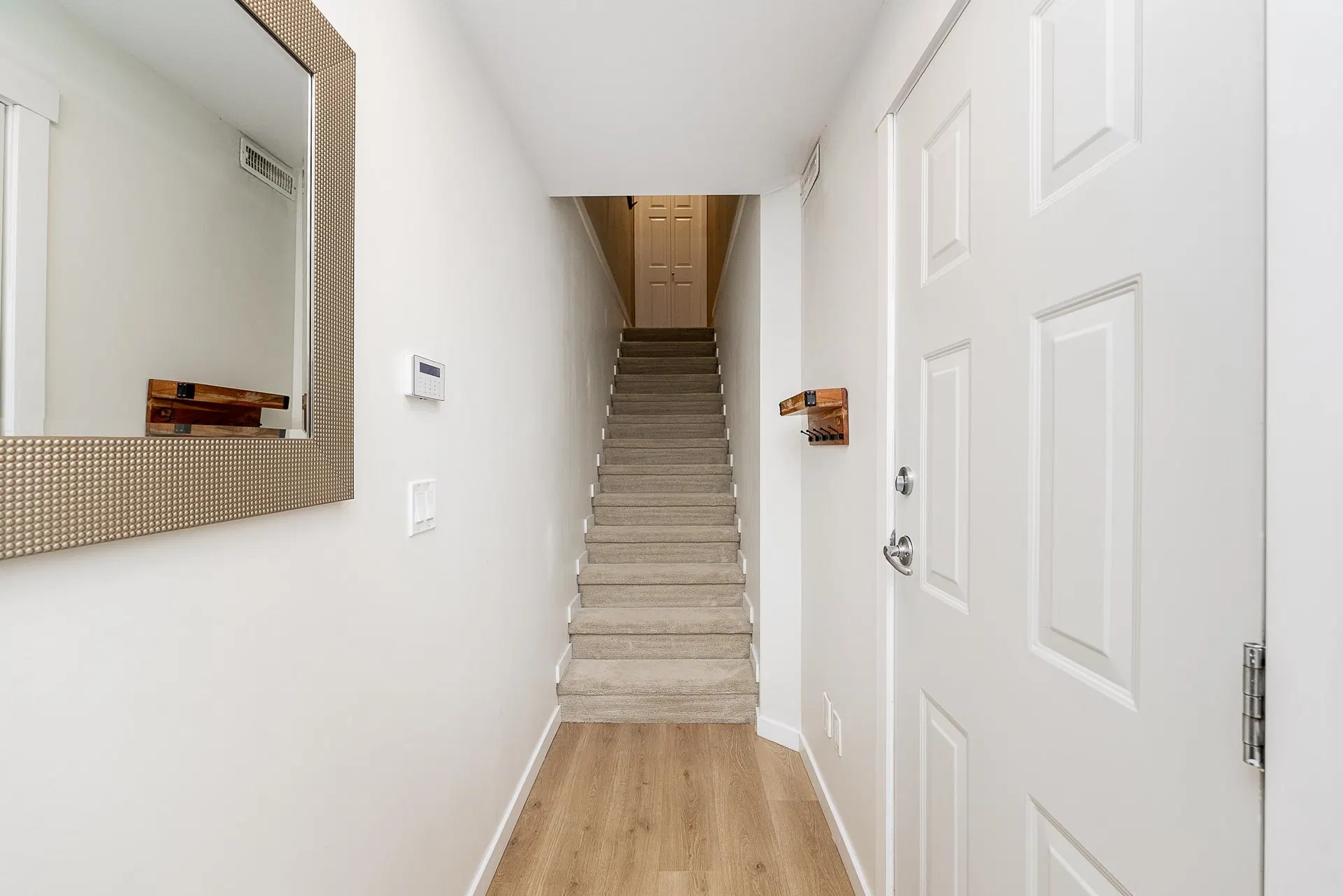 Photo 4 of 35 at #42 – 3009 156 Street