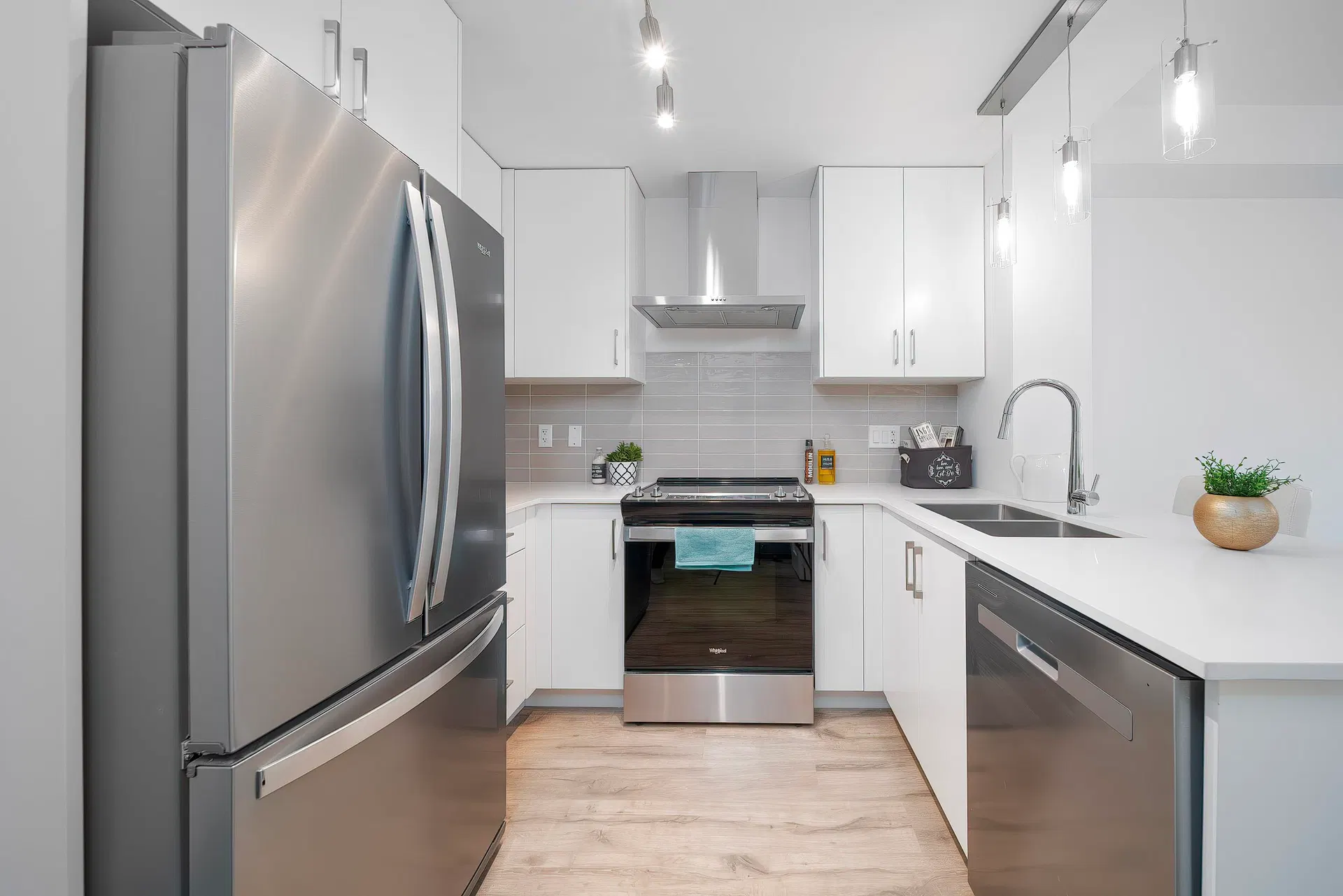 Photo 2 of 12 at #116 – 6338 King George Boulevard
