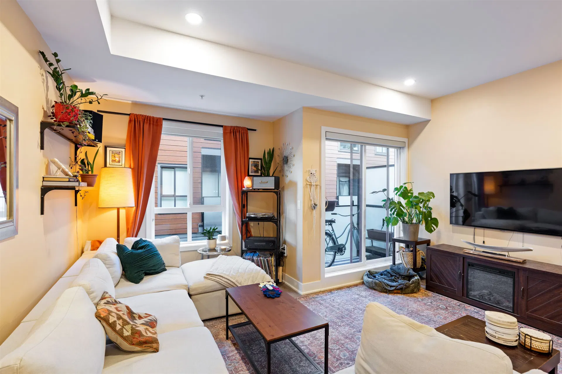 Photo 2 of 21 at #213 – 37808 Third Avenue