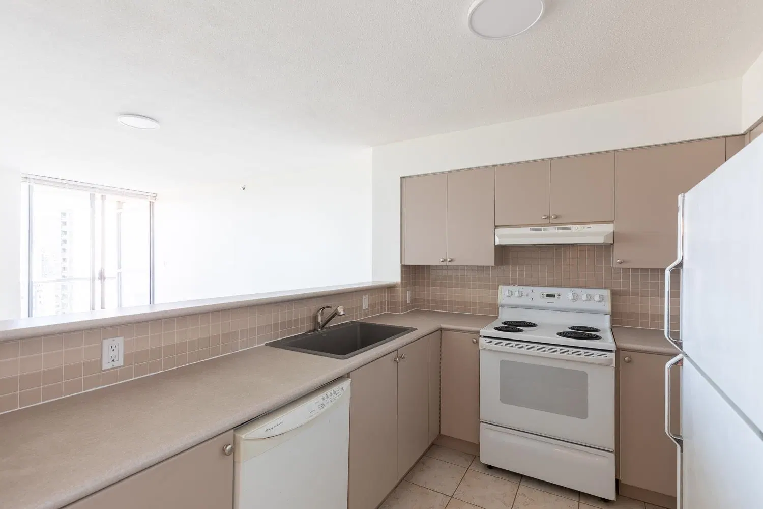 Photo 4 of 26 at #1107 – 1277 Nelson Street