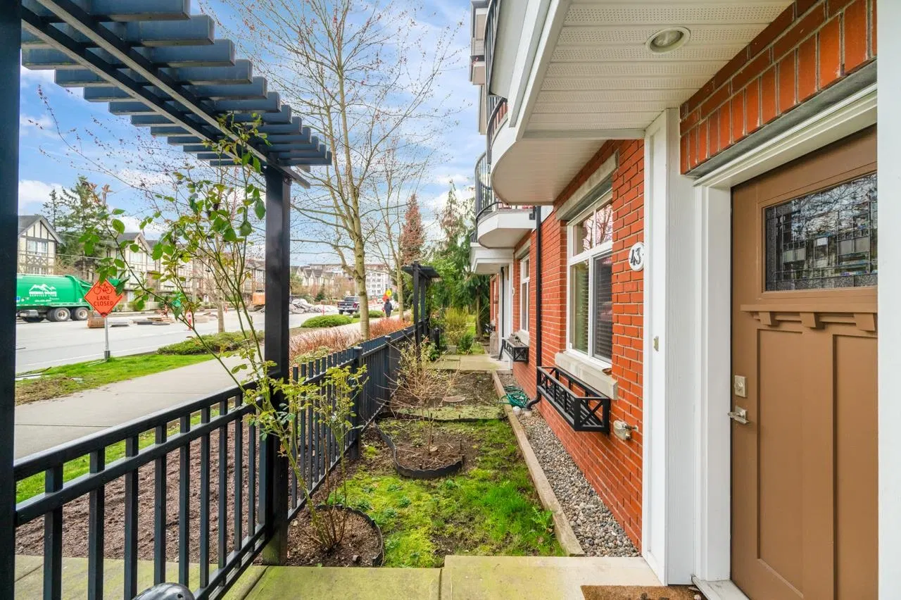 Photo 3 of 24 at #43 – 8068 207 Street