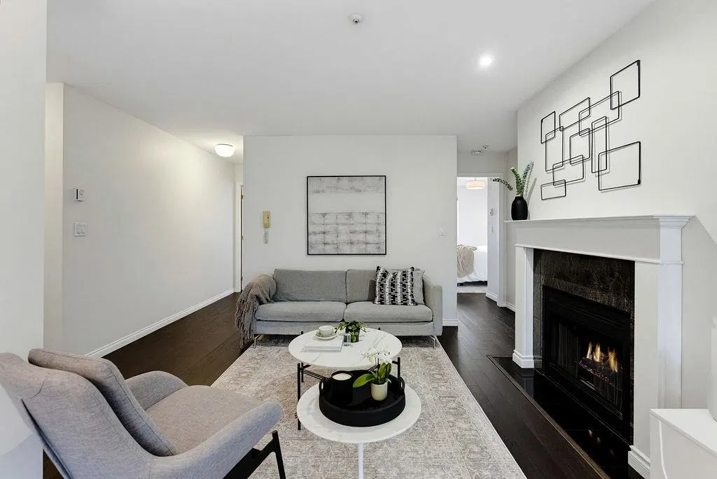 Photo 5 of 30 at #202 – 1050 Nicola Street