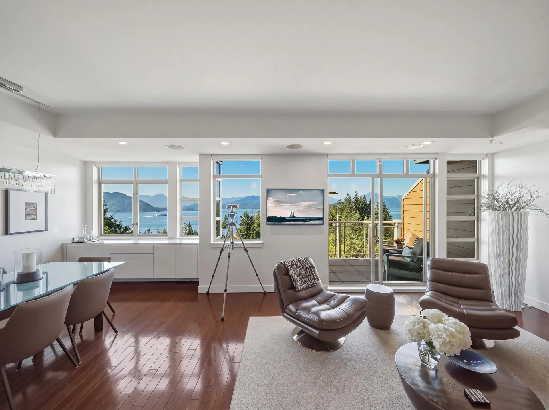 Photo 3 of 40 at 8547 Seascape Court