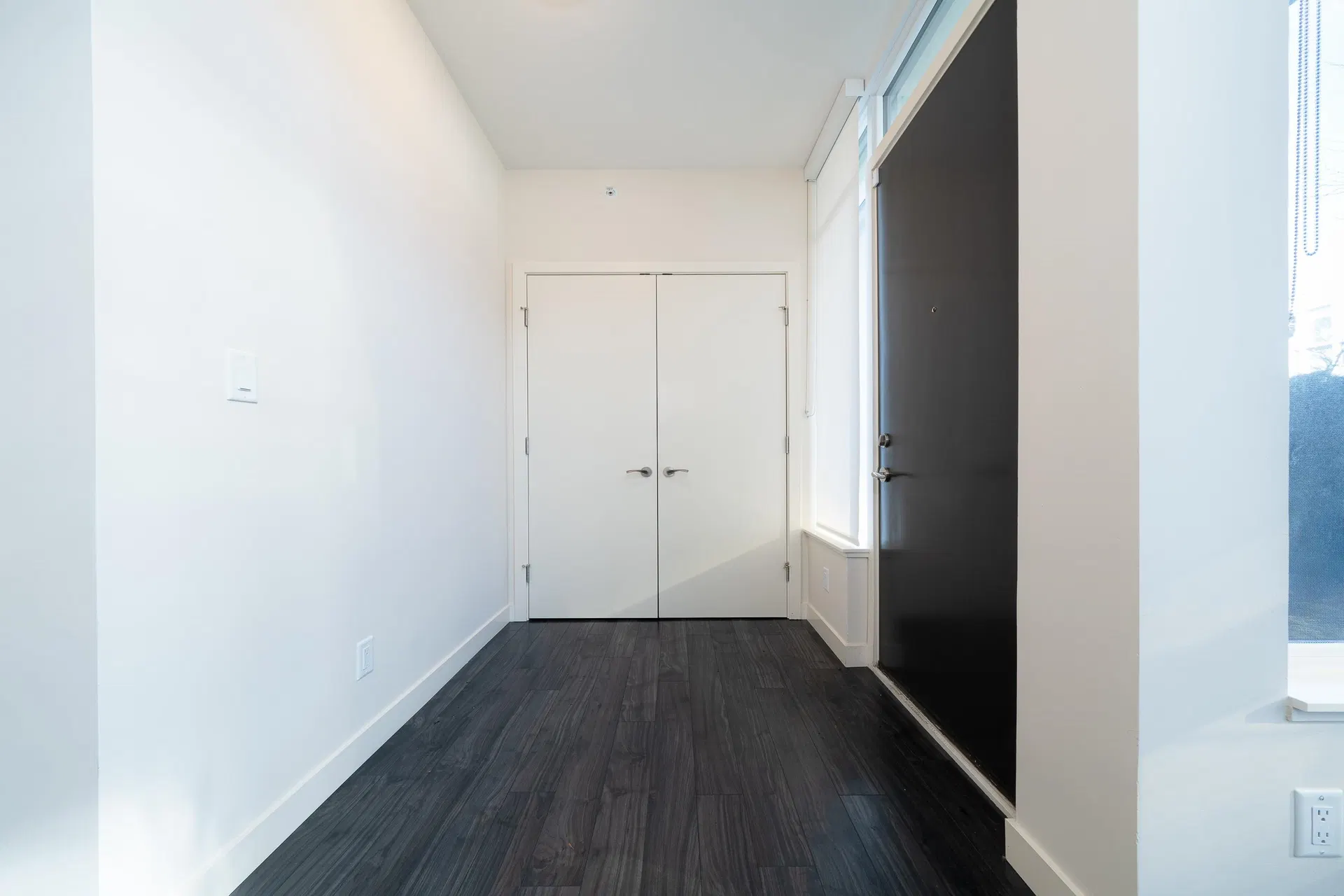 Photo 5 of 40 at TH1 – 6288 Cassie Avenue