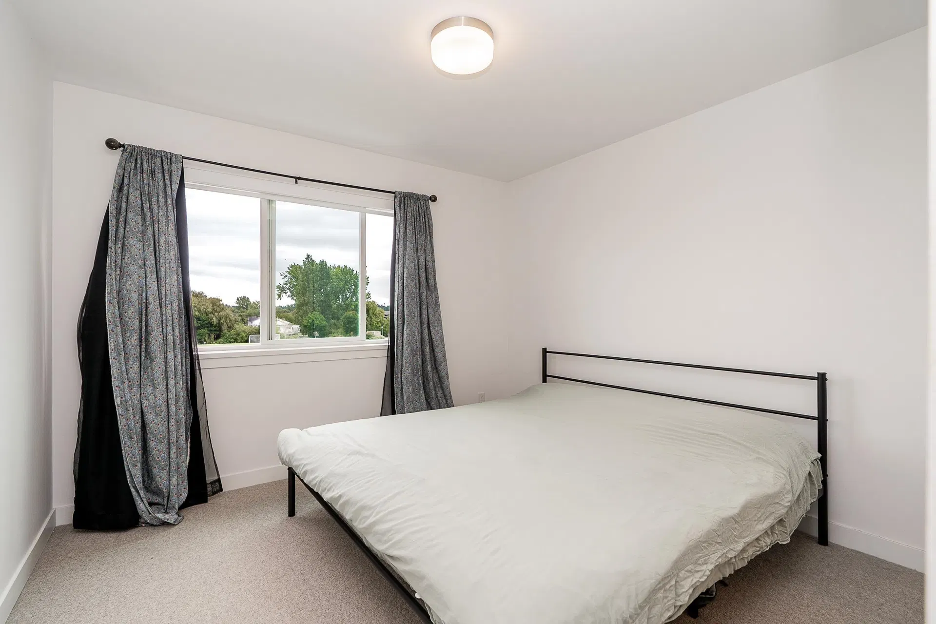 Photo 4 of 40 at #53 – 4292 Wolf Way