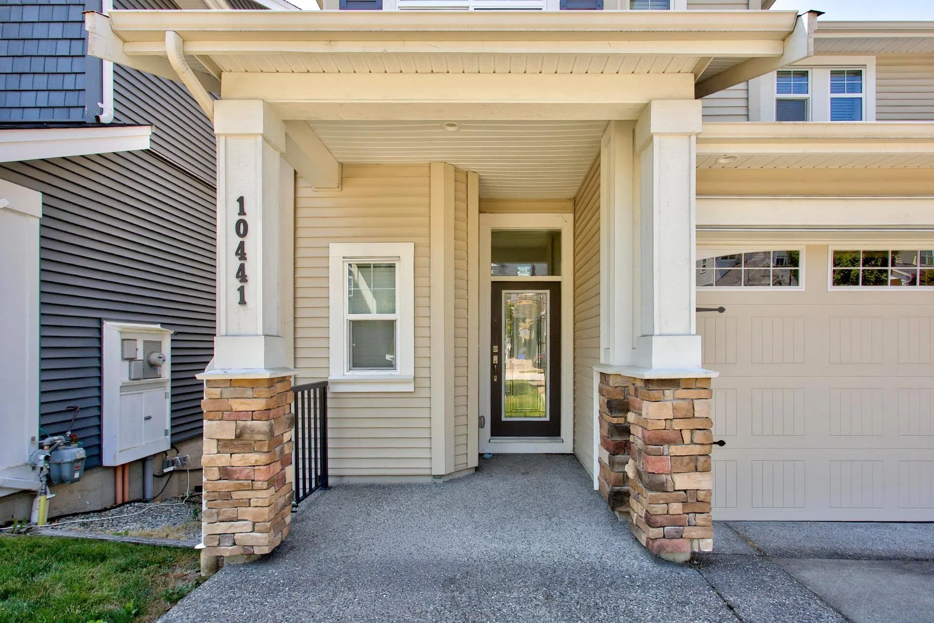 Photo 3 of 40 at 10441 Mceachern Street