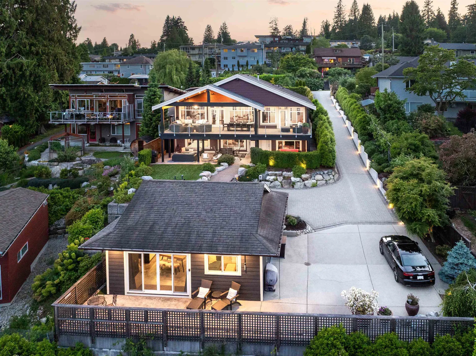 Photo 3 of 40 at 588 North Fletcher Road
