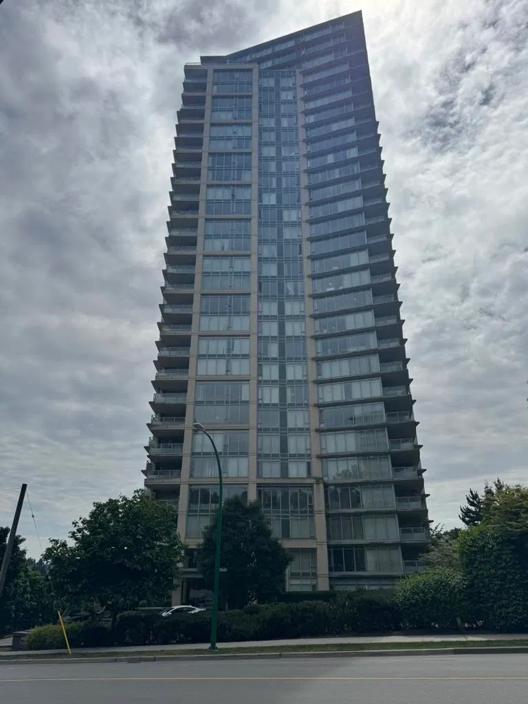 Photo 1 of 13 at #2506 – 2133 Douglas Road