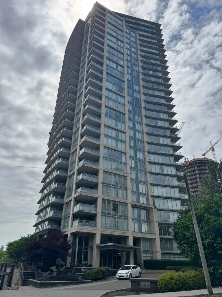 Photo 2 of 13 at #2506 – 2133 Douglas Road