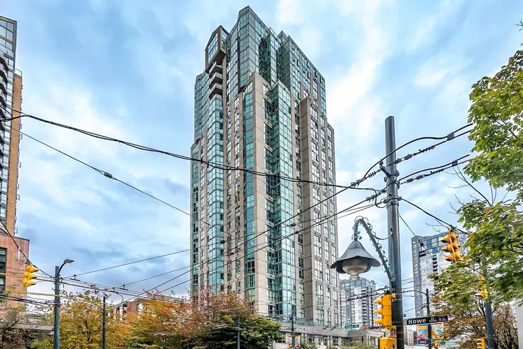 #2601 – 1188 Howe Street