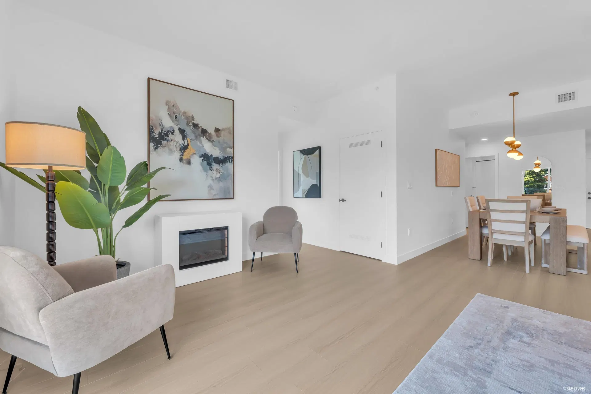 Photo 4 of 40 at #510 – 422 E 3rd Street