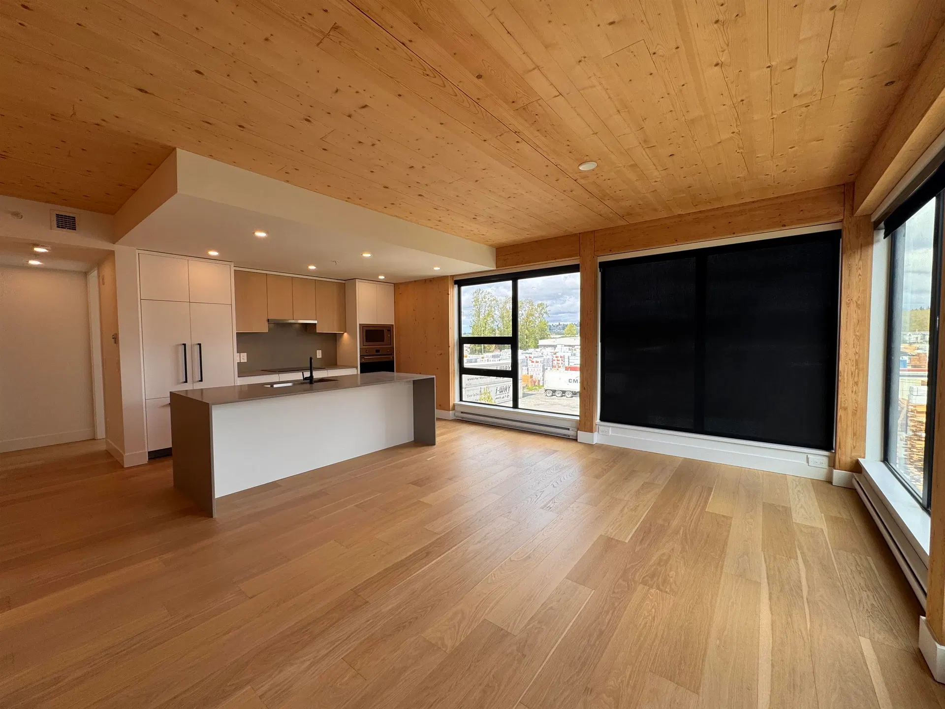 Photo 3 of 24 at #201 – 310 Salter Street